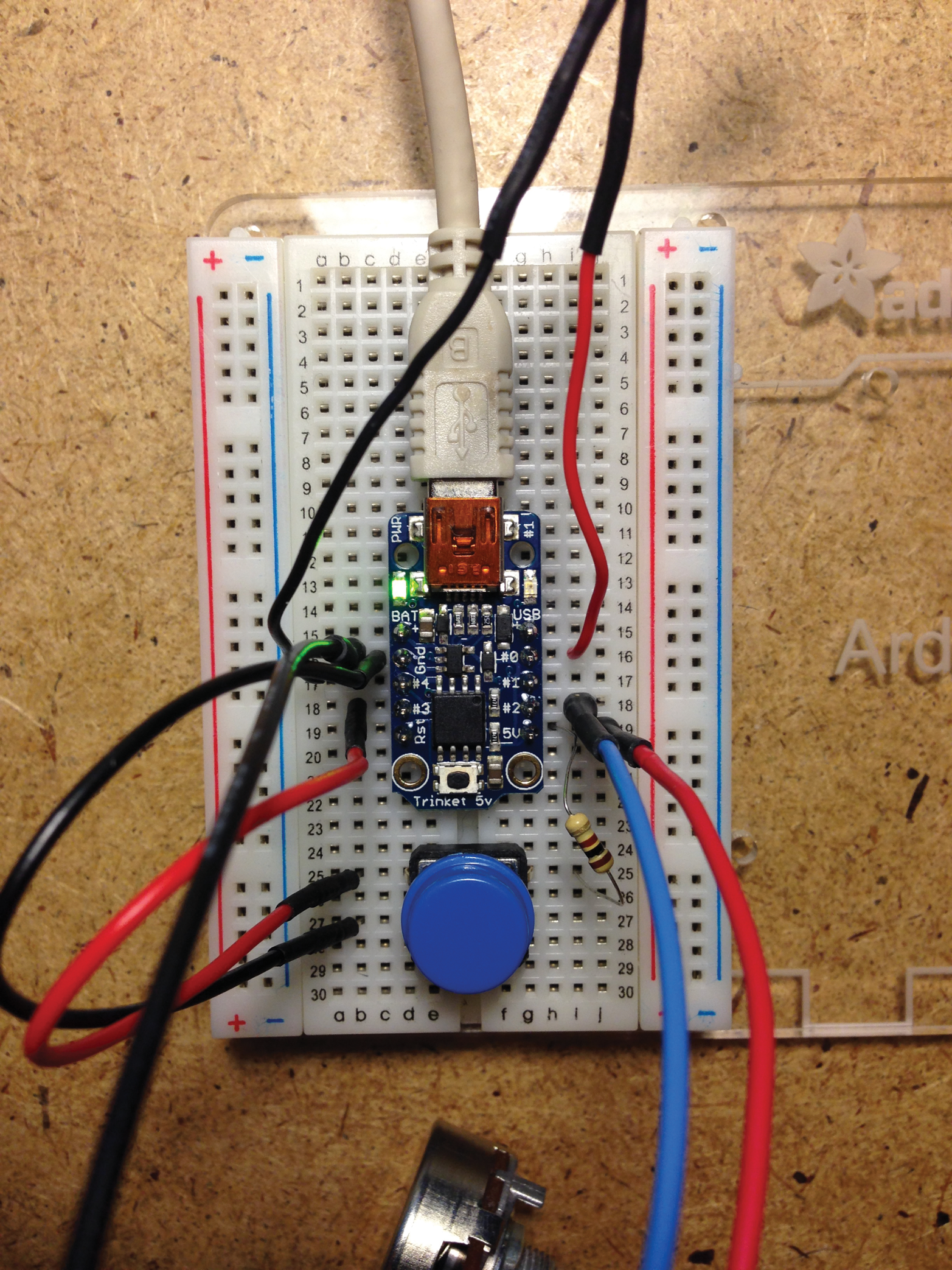 The first low-fidelity prototype tested the circuit design